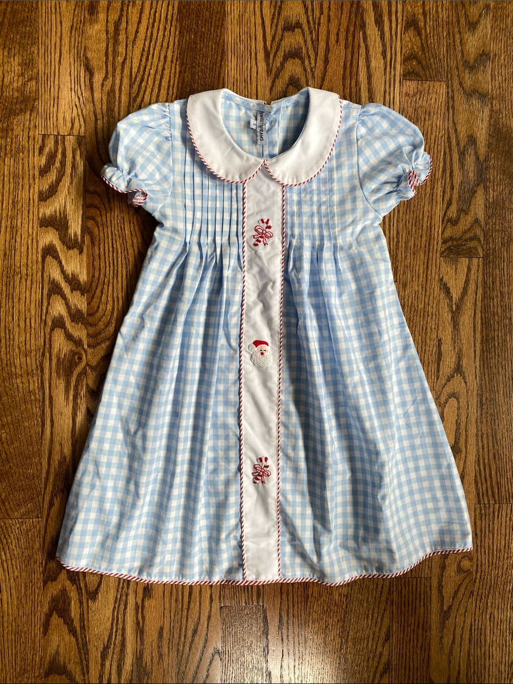 NWOT Sweet Dreams blue& white gingham, short sleeve, smocked Santa dress, size 5